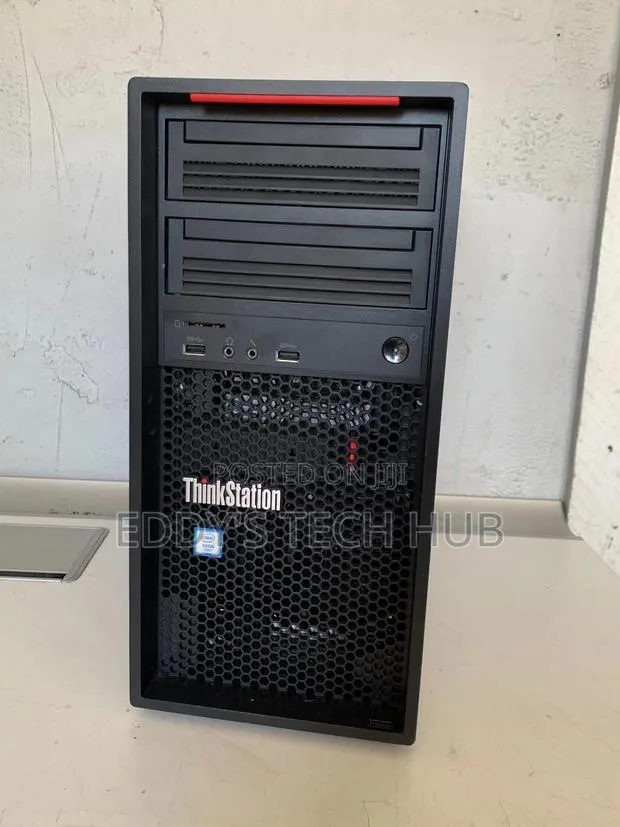 Desktop Computer Lenovo ThinkStation P520 16GB Intel Xeon SSD 256GB