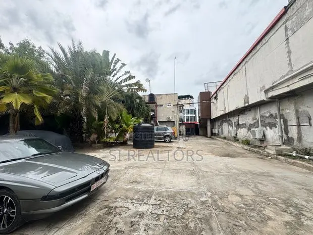 80x90 Plot of Land for Joint Venture in Osu · Photo 1