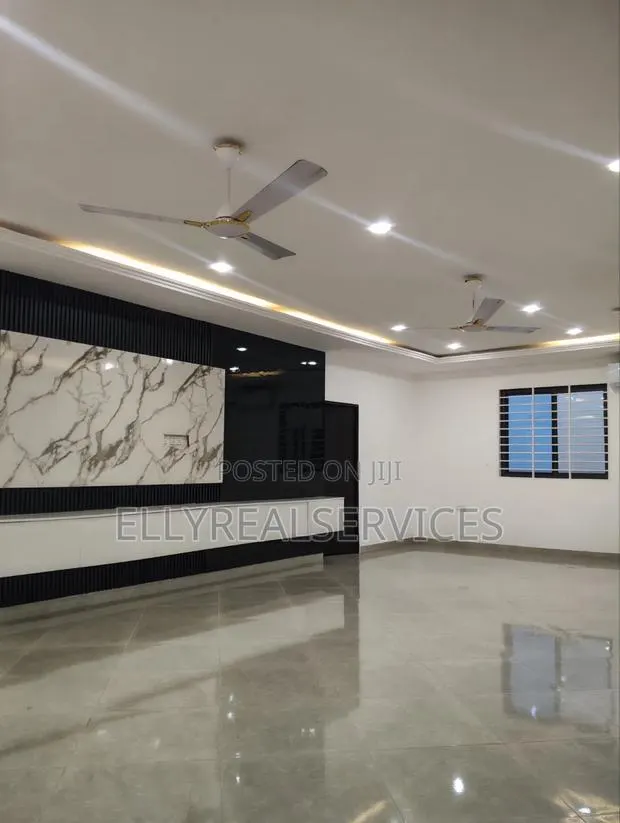 3bdrm House in Ellyrealservices, School Junction for rent · Photo 2
