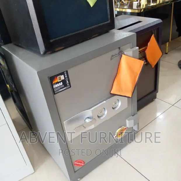Fireproof Money Safe · Photo 1