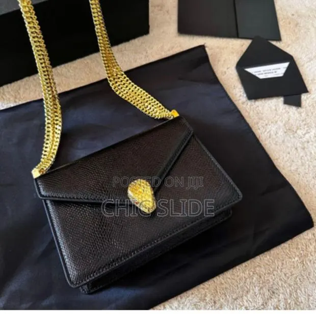 New Hand Chain Bag · Photo 1