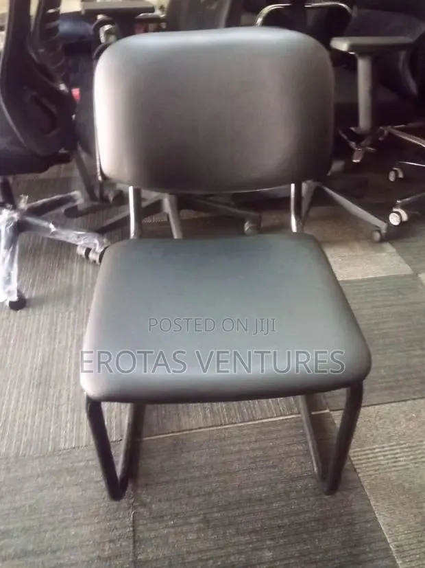 Visitor Chair · Photo 1