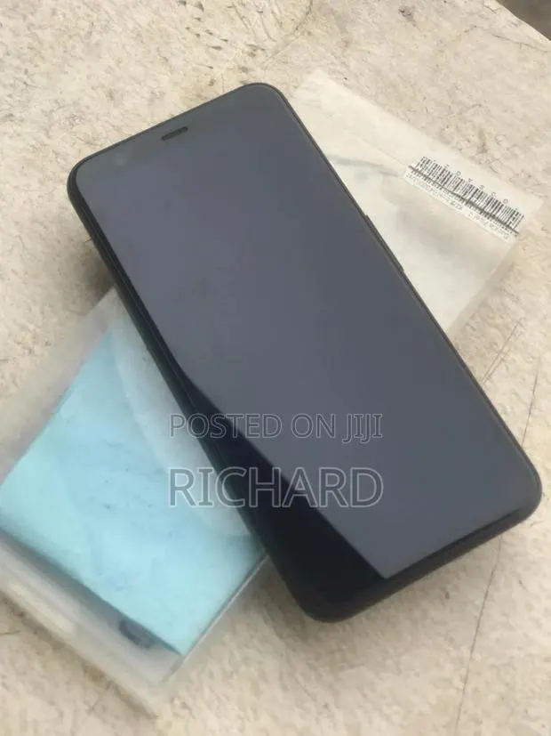 Google Pixel 4 64 GB Black · Photo 1