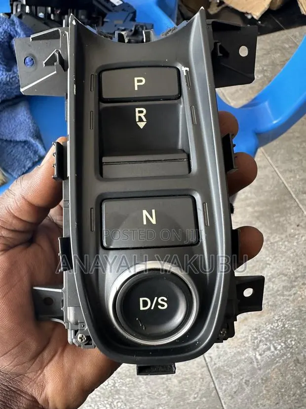2021-25 Acura TLX Gear Knob · Photo 1