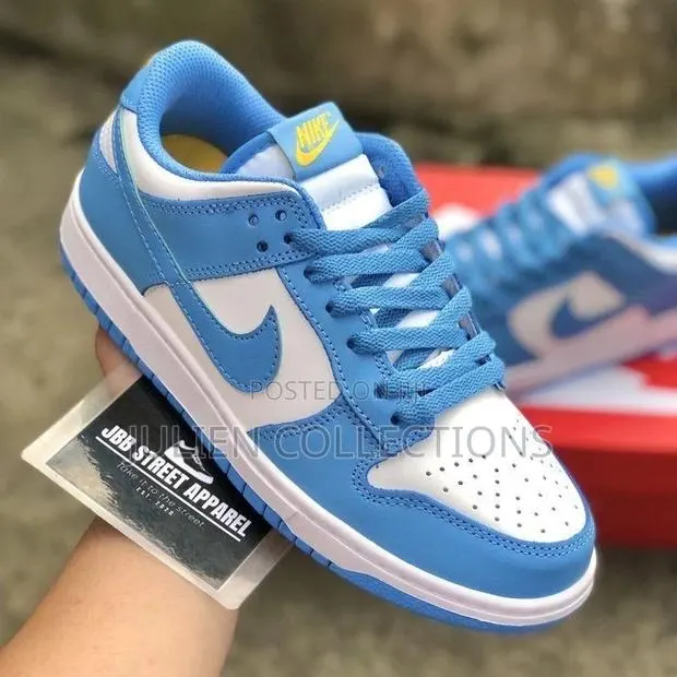 Nike SB Dunk Low · Photo 1