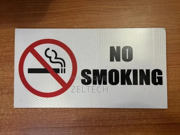 No Smoking Sign Card · Photo 1