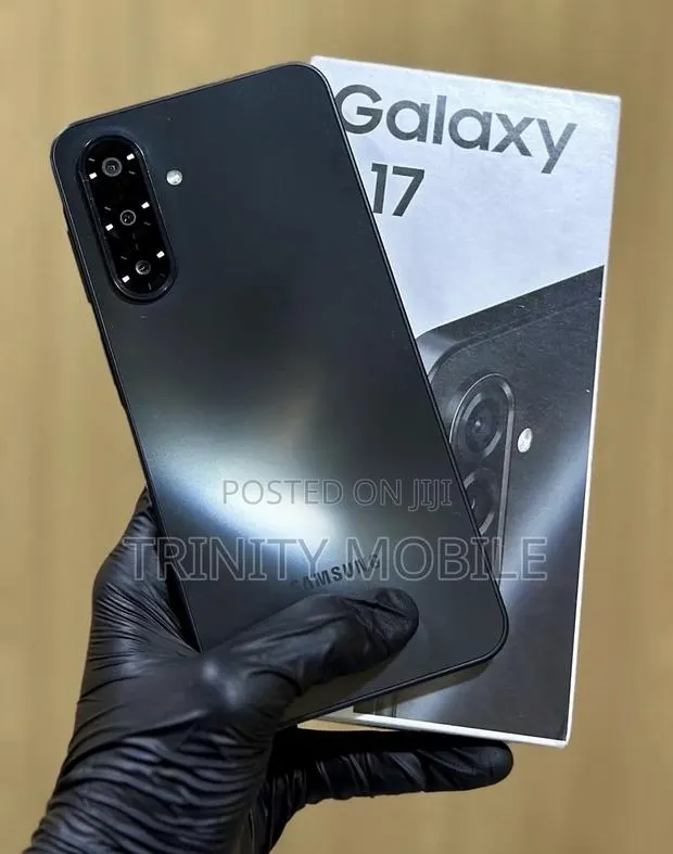 New Samsung Galaxy A17 5G 256 GB Black · Photo 1