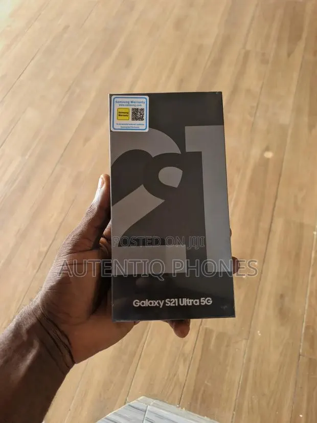 New Samsung Galaxy S21 Ultra 5G 128 GB Silver · Photo 1