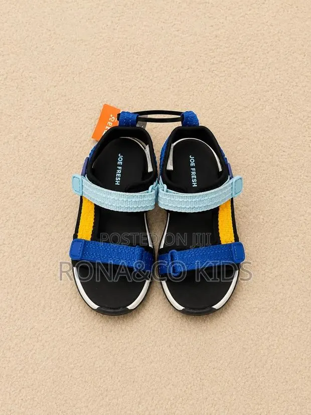 Joe Fresh Toddler Boy Sandals · Photo 1