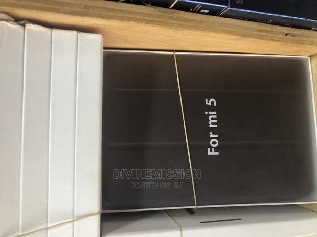 iPad Mini 5 Smart Case · Photo 2