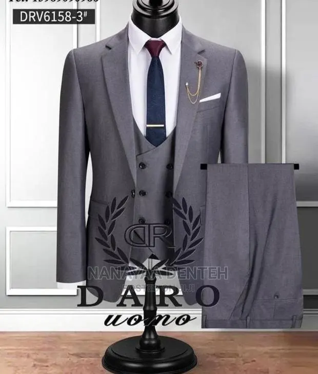 Men's Suits · Photo 1