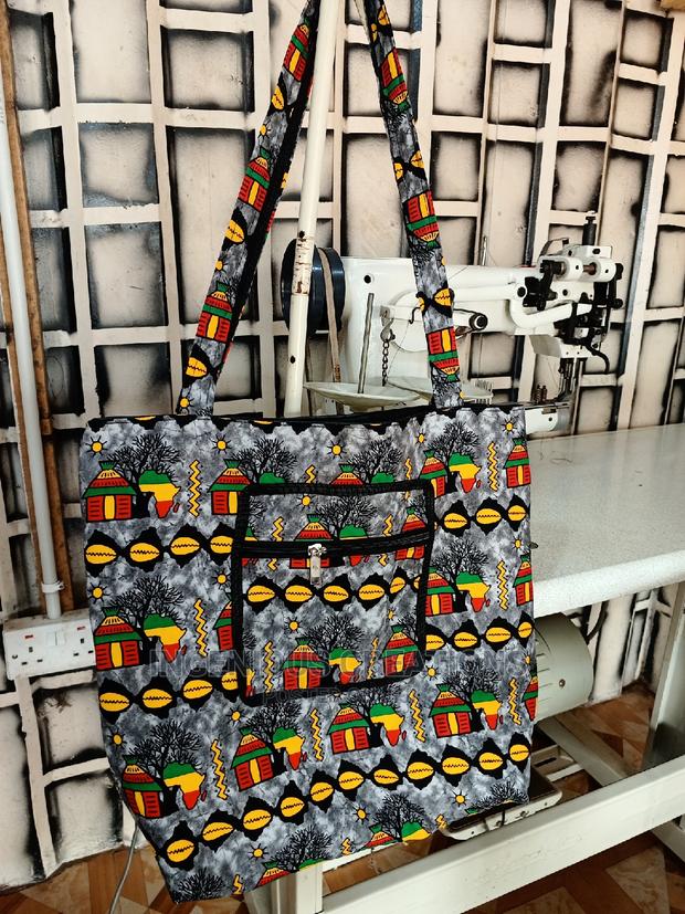 African Print Tote Bags · Photo 3