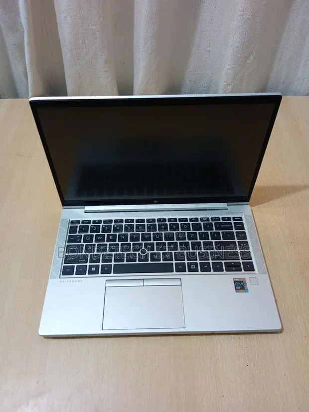 Laptop HP EliteBook 840 G8 16GB Intel Core i7 SSD 512GB · Photo 1