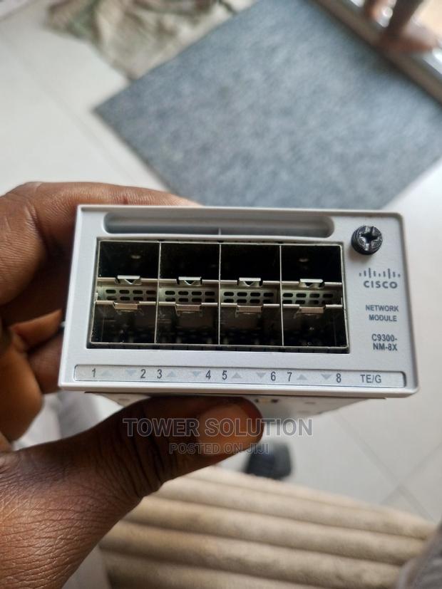 Cisco C9300-Nm-8x Network Module · Photo 3