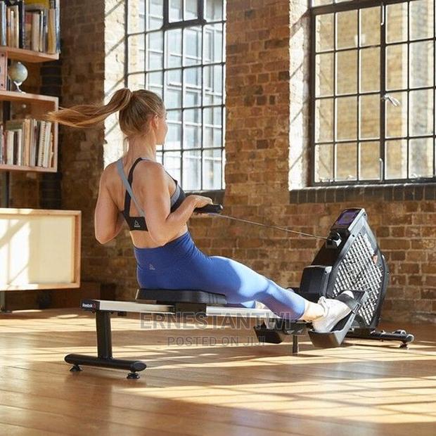 Rowing Machine From Reebok · Photo 3