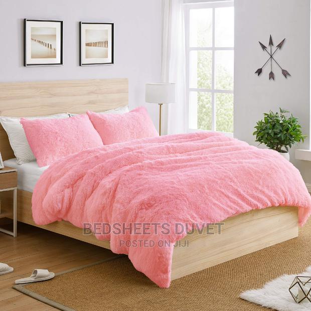Luxurious Blanket · Photo 1