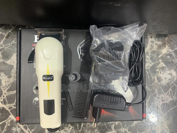 Digital Rechargeable Hair Clipper · Photo 2