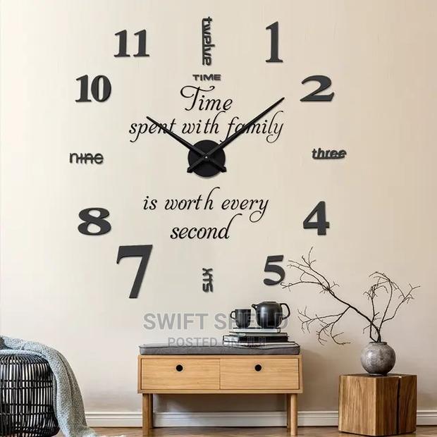 3d Wall Clock 120 Cm. (Time Spent With Family Design) · Photo 1
