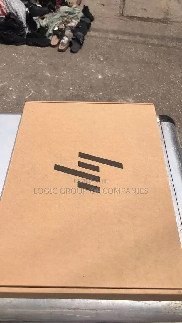 Laptop HP EliteBook 745 G6 8GB AMD Ryzen 5 SSD 256GB · Photo 1