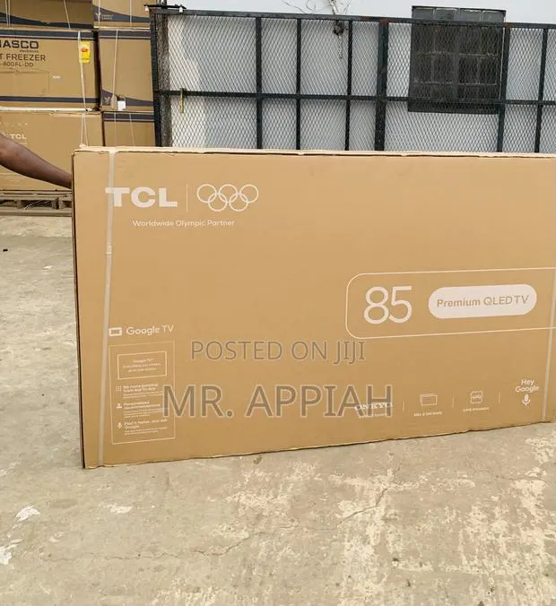 Super Classic TCL 85” Smart Android Television · Photo 1