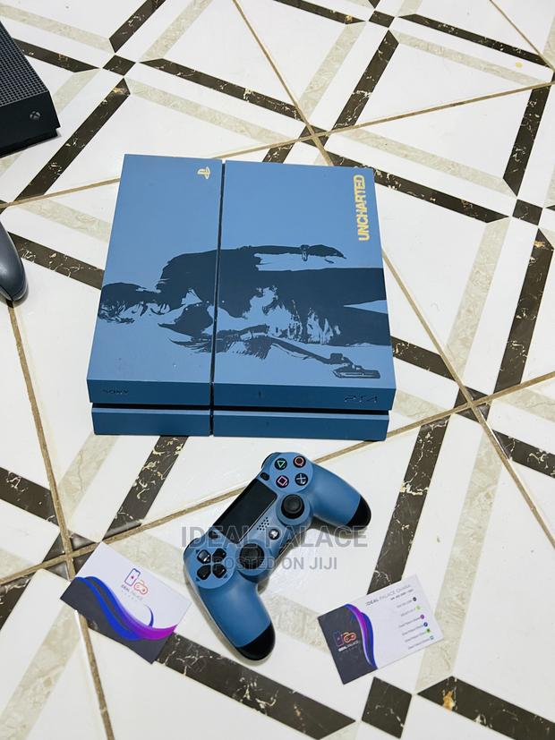 Ps4 Standard Unchanrted Edition · Photo 1