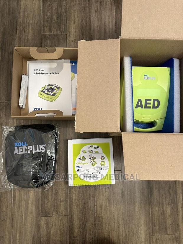 Automated External Defibrillator (AED) (USA ZOLL) · Photo 3