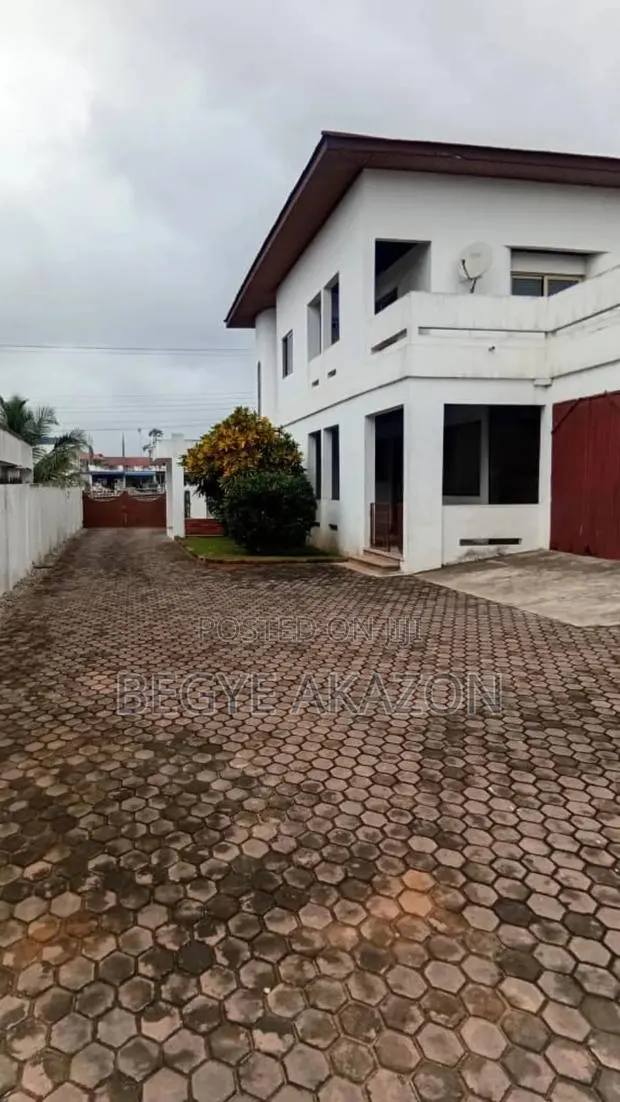 4bdrm House in Begye Akazon, Dome for sale · Photo 1