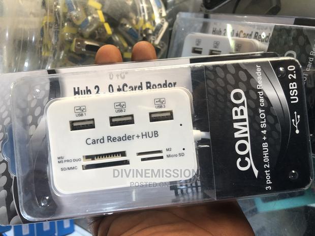 Combo Usb Hub With Card Reader · Photo 1
