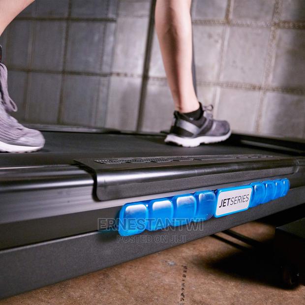 Heavy Duty Treadmill From Reebok · Photo 5