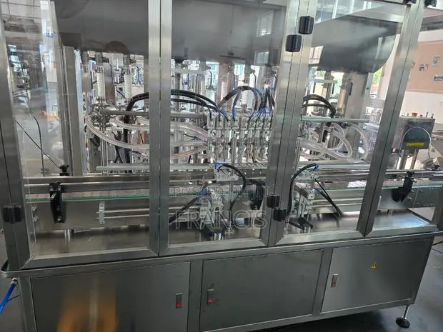 12 Head Filling Machine · Photo 3