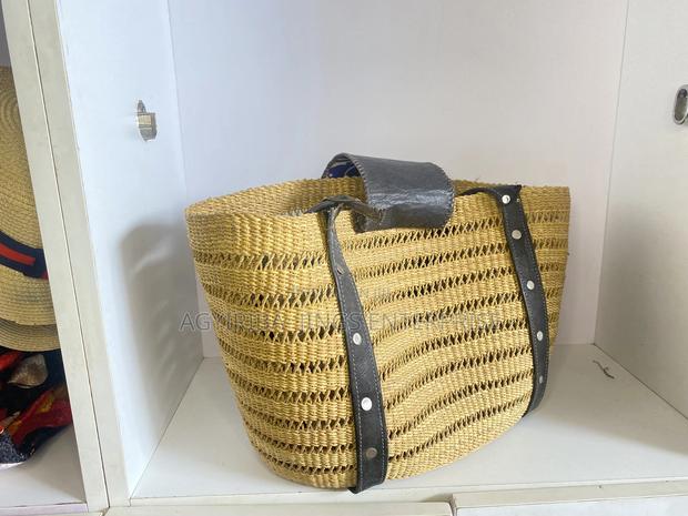 Bolga Handwoven Bag · Photo 1
