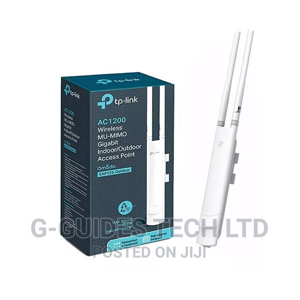 TP-Link Eap-225-Outdoor Ac1200 Wireless Indoor/Outdoor Access Point · Photo 3