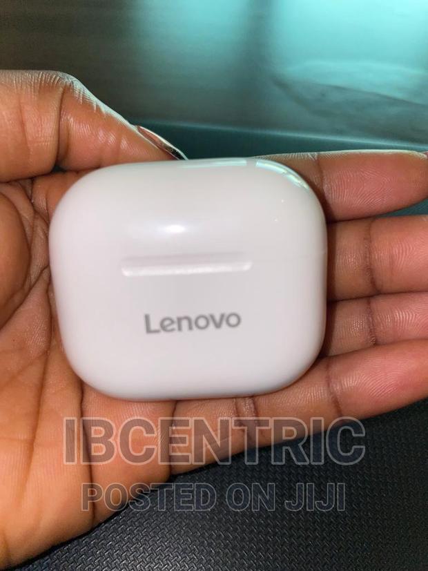 Lenovo Wireless Earbuds · Photo 2