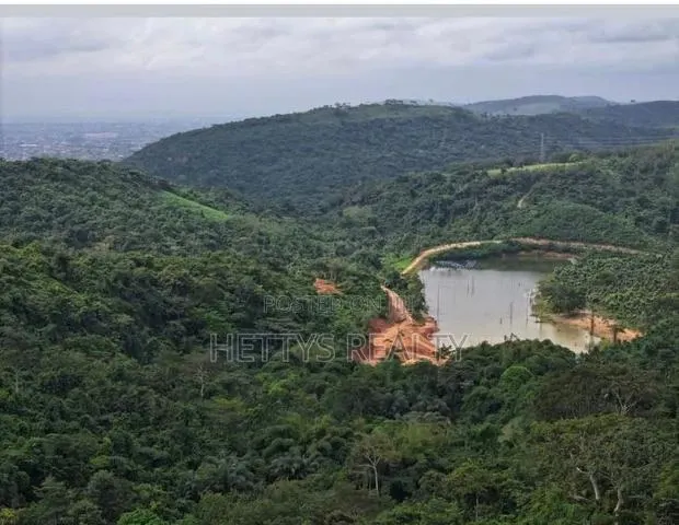 25 Acres Land for Sale Behind the Mampong Research Institute · Photo 1