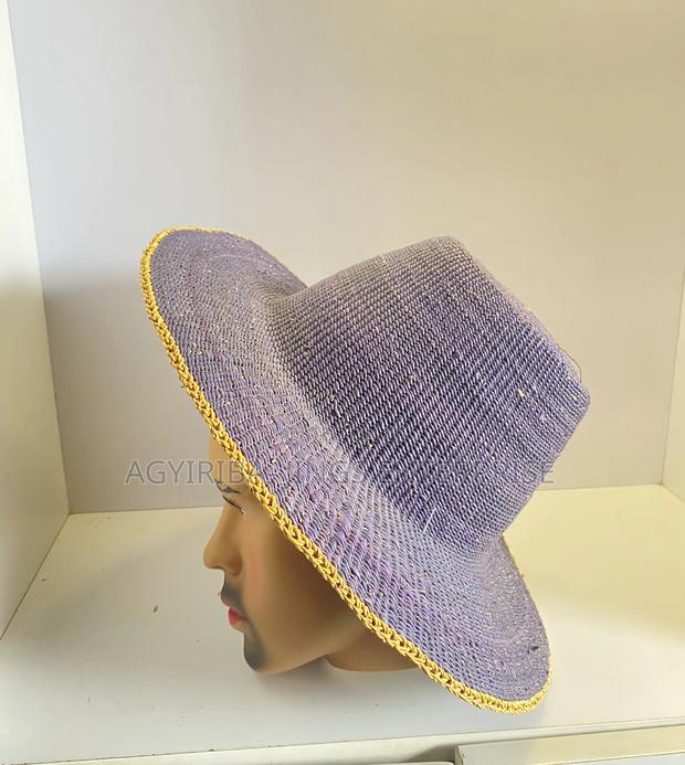 Bolga Handwoven Hats · Photo 3