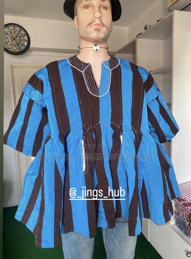 Men Smocks · Photo 2