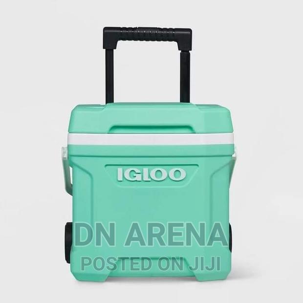 Igloo 16quates Roller Ice Chest · Photo 1