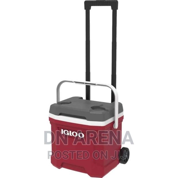 Igloo 16quates Roller Ice Chest · Photo 4