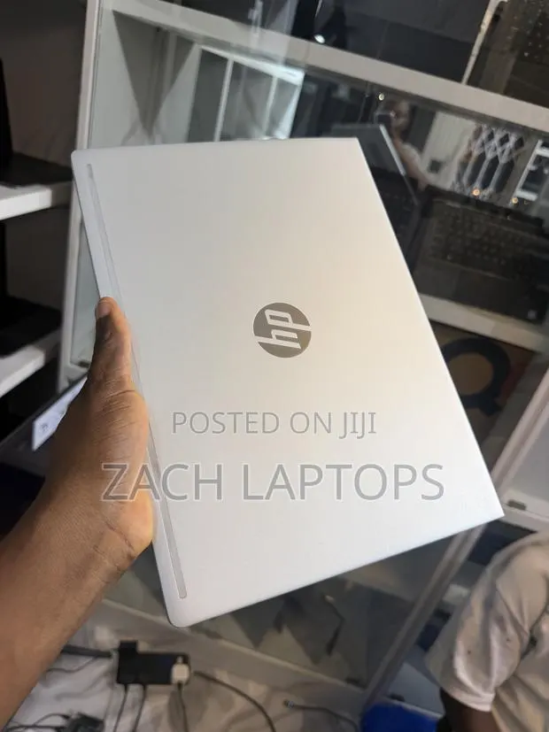 Laptop HP ProBook 440 G6 8GB AMD Ryzen 3 SSD 128GB · Photo 1