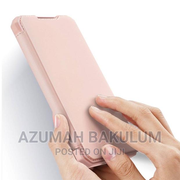 Samsung Galaxy S22 / S21+ Skin Flip Cover · Photo 4