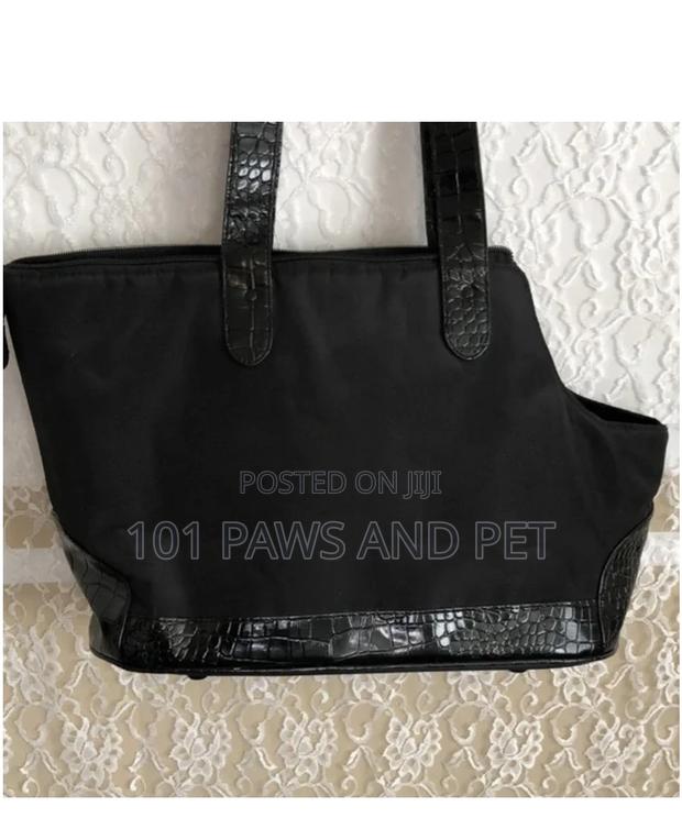 Pet Handbag for Ladies · Photo 2