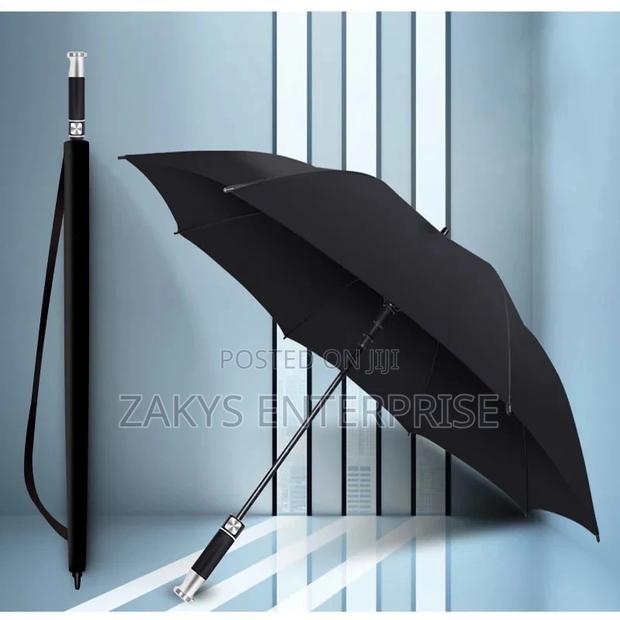 Strong Umbrellas · Photo 2