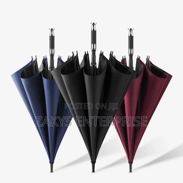 Strong Umbrellas · Photo 3