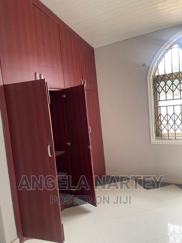 4bdrm House in Sakumono Estates, Tema Metropolitan for sale · Photo 4