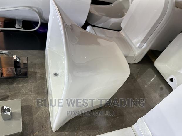 Wall Hung Basin - Wash Hand Basin · Photo 3