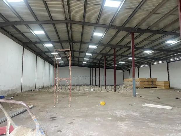 1001sqm Warehouse Plus 8bedrooms Apartments at Spintex for Rent · Photo 1