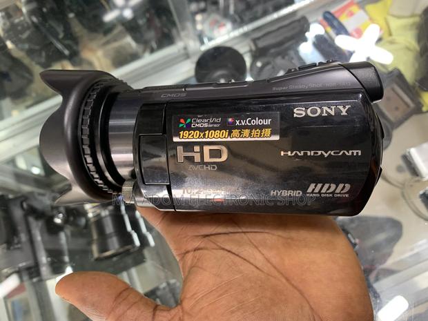 Sony HDR-SR12 Video Camera With No Box · Photo 1