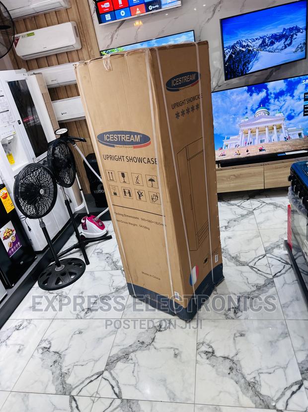 Foreign Standard UNI-300C 238LTRS Icestream Display Fridge · Photo 1