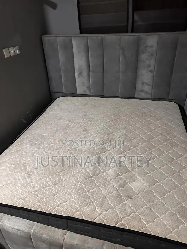 King Size Mattress · Photo 1