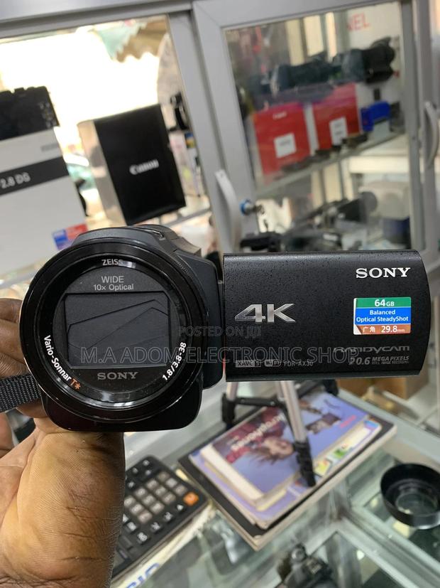 Sony Camcorder Handycam FDR-AX30 · Photo 1